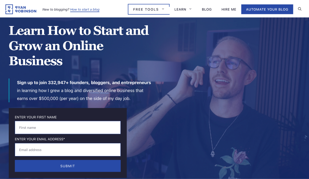 Ryan Robinson’s blog homepage with the headline “Learn How to Start and Grow an Online Business” and a form to subscribe to the blogger’s newsletter